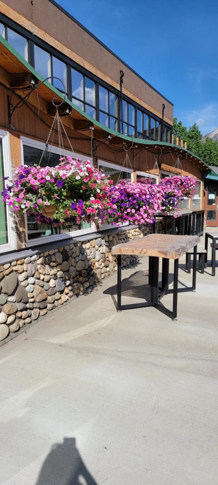 Waterton Lakes Lodge Resort Экстерьер фото